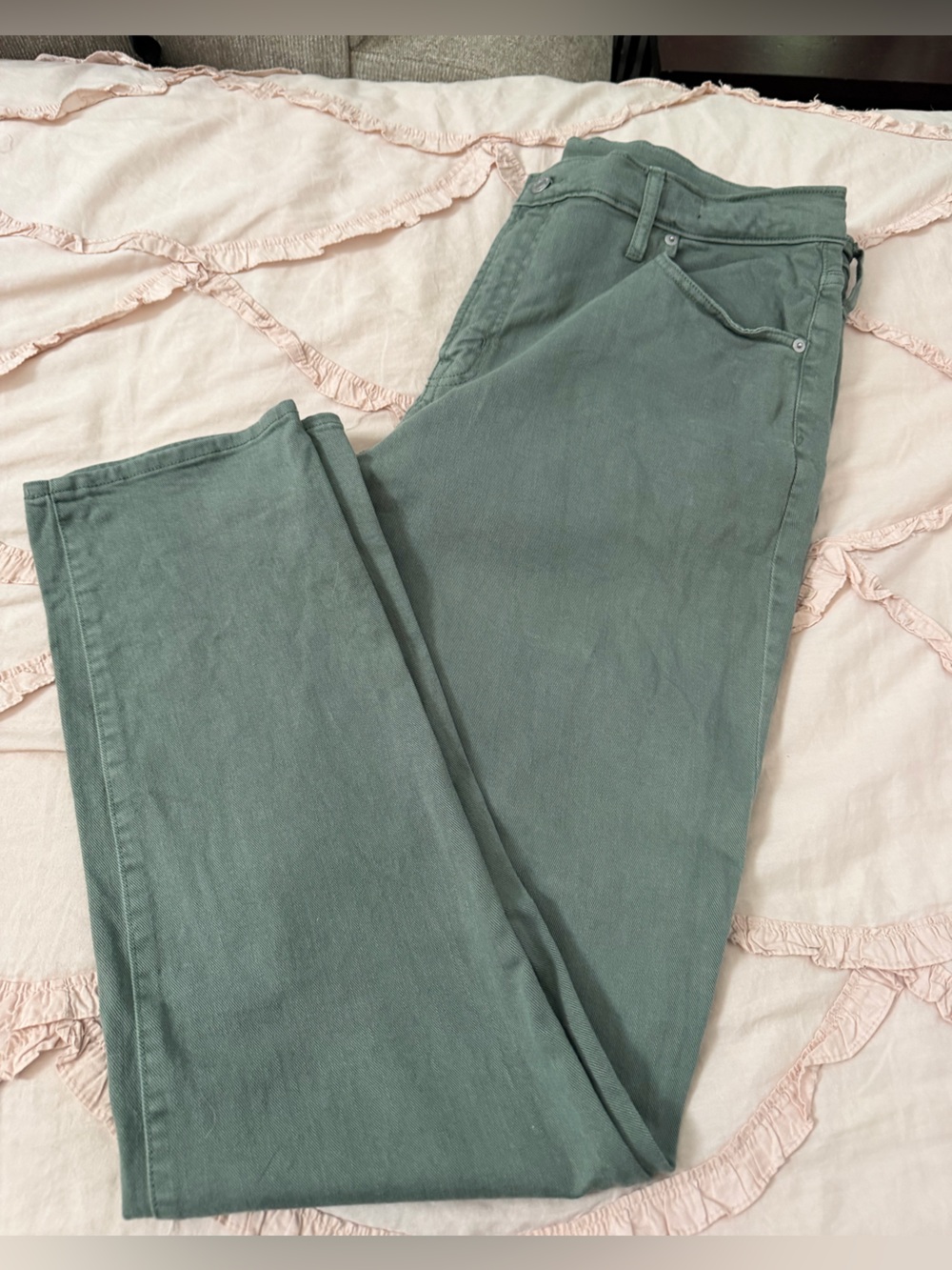 GAP Women's Sage Green Straight-Leg Jeans